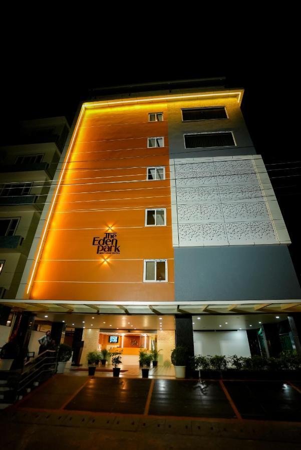Hotel Sunrise Hospitality Vijayawāda Exteriör bild